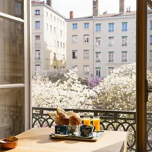 Du Theatre Hotel Lyon