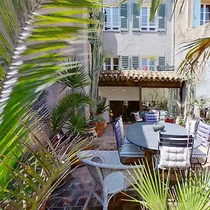 La Maison Du Bed & Breakfast Grimaud